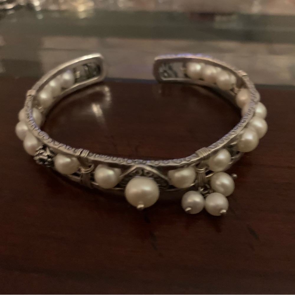 Sabika silver cuff pearl stone bracelet